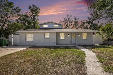 4915 N 37th St, Tampa, FL 33610