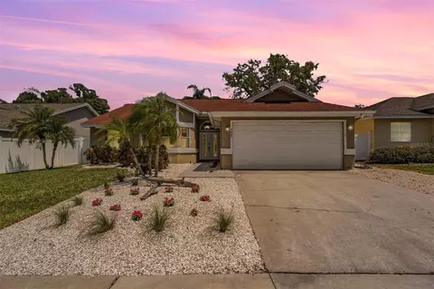 4847 Harbor Woods Dr, Palm Harbor, FL 34683