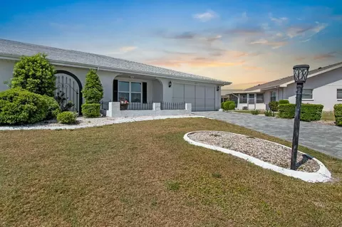 204 Cactusflower Ln, Sun City Center, FL 33573
