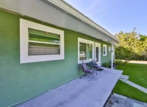 6904 11th Ave E, Palmetto, FL 34221