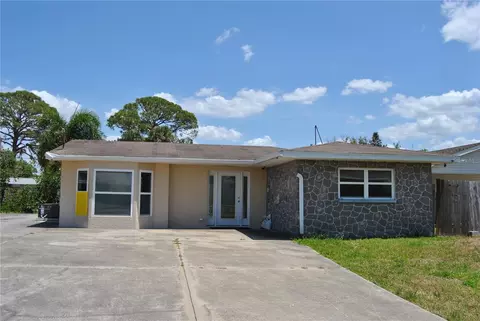 119 18th St NW, Ruskin, FL 33570