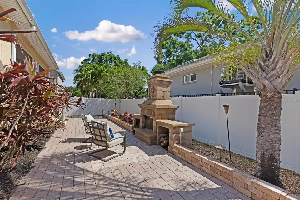Exterior - 7410 S Fitzgerald St, Tampa, FL 33616 photo 7 of 7