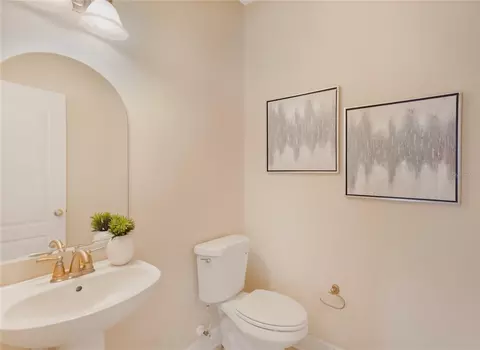Bath - 7410 S Fitzgerald St, Tampa, FL 33616 photo 1 of 4