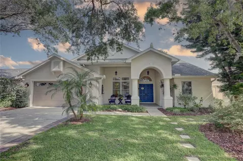 1069 Captains Way, Tarpon Springs, FL 34689