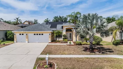 1318 Riverfield Ct, Valrico, FL 33596