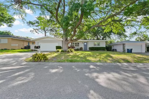 1105 Oakview Ave, Clearwater, FL 33756