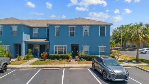 12805 Kings Crossing Dr, Gibsonton, FL 33534