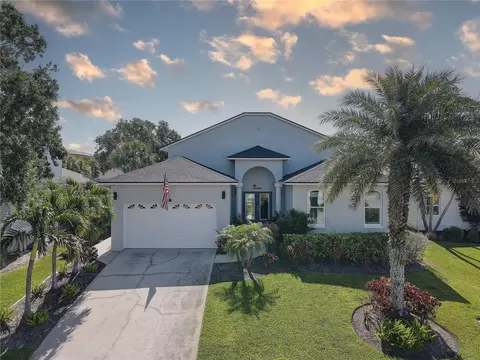 413 8th Ave N, Tierra Verde, FL 33715