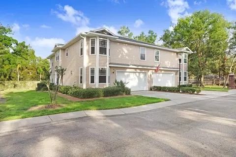 923 Lumsden Reserve Dr, Brandon, FL 33511