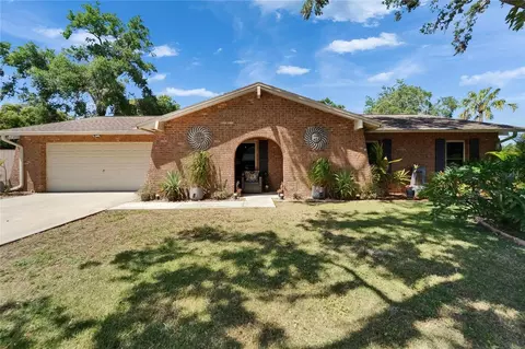 402 Merlin Ct, Brandon, FL 33510