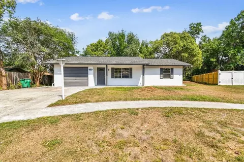 5628 Mccoy Ct, Zephyrhills, FL 33542