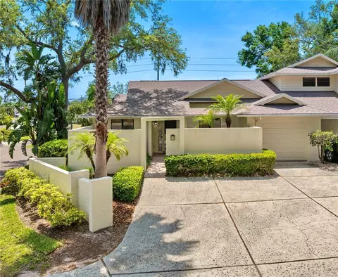 101 Colony South Dr, Tarpon Springs, FL 34689