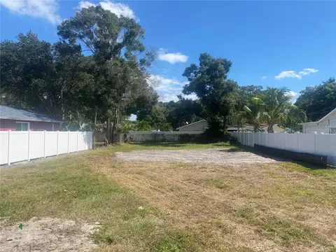 15421 58th St N, Clearwater, FL 33760