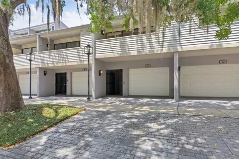 301 2nd St N #13, Saint Petersburg, FL 33701