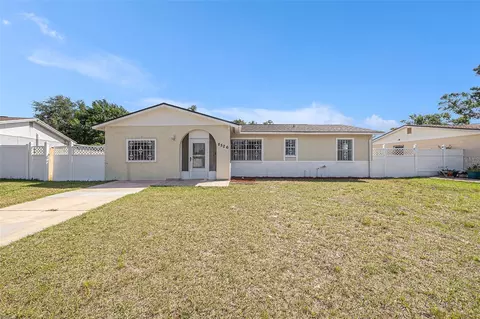8526 Blue Ridge Dr, Tampa, FL 33619