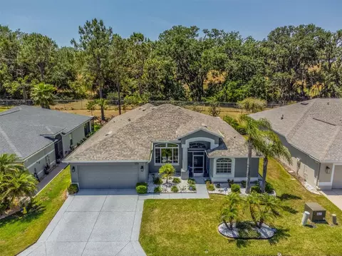 9723 Rolling Cir, San Antonio, FL 33576