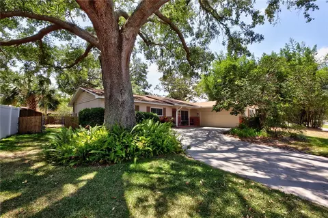 3306 Lacewood Rd, Tampa, FL 33618