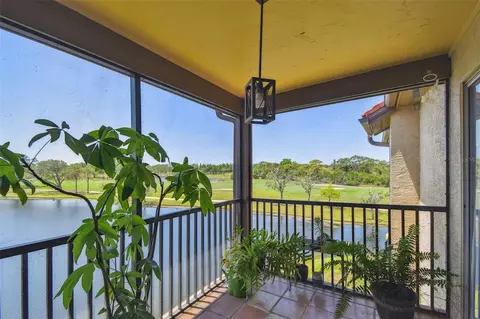 2400 Feather Sound Dr #735, Clearwater, FL 33762