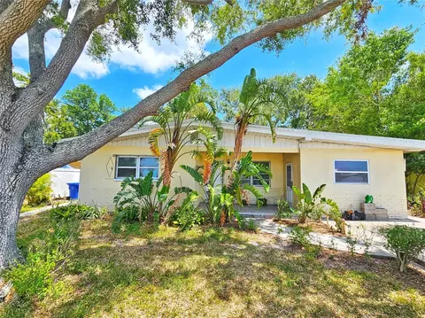 79 Patricia Ave, Dunedin, FL 34698