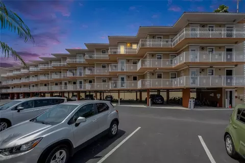 1420 Bayshore Blvd #409, Dunedin, FL 34698