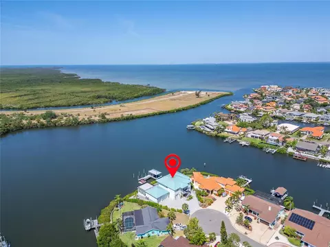 935 Chipaway Dr, Apollo Beach, FL 33572