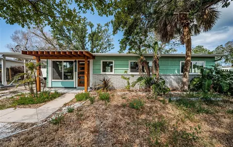 3962 Poinsettia Dr, Saint Pete Beach, FL 33706