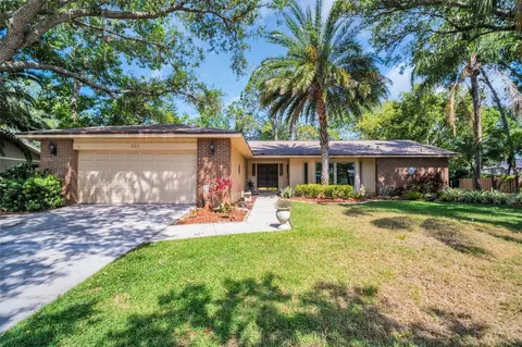 495 Palmdale Dr, Oldsmar, FL 34677