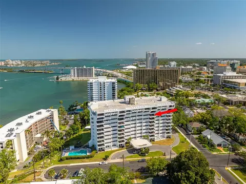 30 Turner St #802, Clearwater, FL 33756