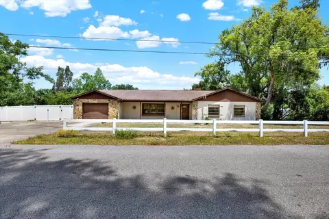 1015 Lorena Rd, Lutz, FL 33548