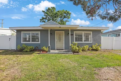 11104 Hackney Dr, Riverview, FL 33578 photo 1