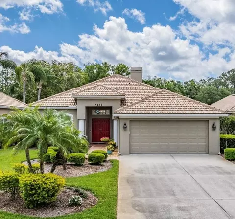 5132 Pinnacle Dr, Oldsmar, FL 34677