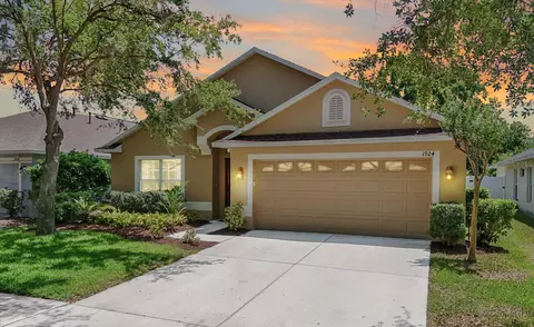 1924 Sean Wood Cir, Brandon, FL 33510