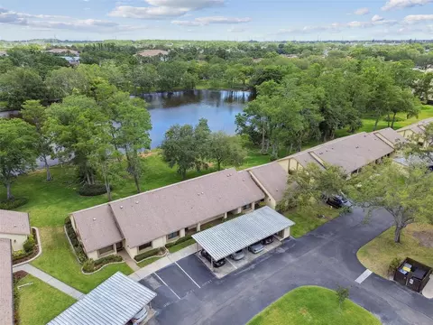 2537 Oakleaf Ln #32A, Clearwater, FL 33763