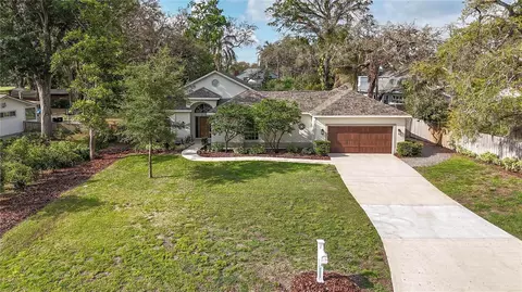 212 Willowick Ave, Temple Terrace, FL 33617