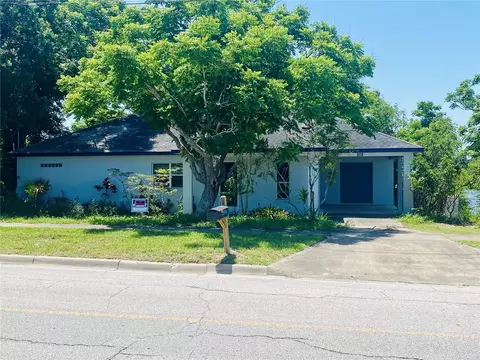 208 Shepard Ave, Dundee, FL 33838