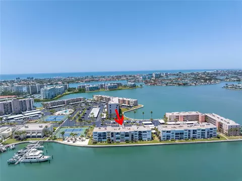 7625 Sun Island Dr S #106, South Pasadena, FL 33707