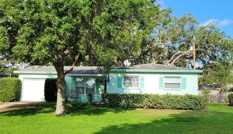 7336 20th St N, Saint Petersburg, FL 33702