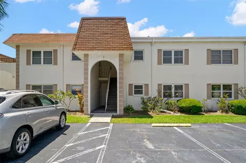 381 S Mcmullen Booth Rd #72, Clearwater, FL 33759