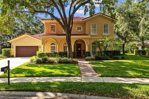 1915 Floresta View Dr, Tampa, FL 33618