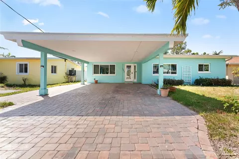1025 Boca Ciega Isle Dr, Saint Pete Beach, FL 33706