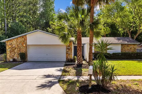 4507 Fox Hunt Dr, Tampa, FL 33624