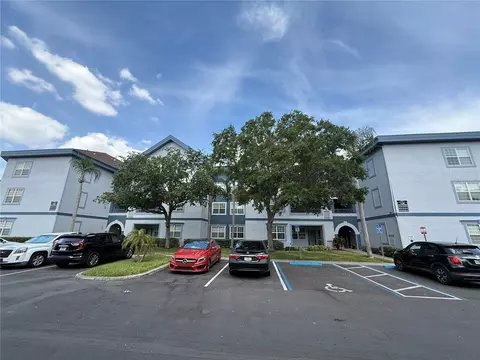 1530 Villa Capri Cir #302, Odessa, FL 33556
