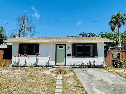 212 41st St S, Saint Petersburg, FL 33711