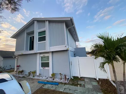 10414 Rosemount Dr, Tampa, FL 33624