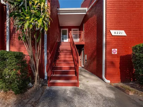 8221 12th Way N #F, Saint Petersburg, FL 33702