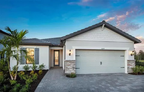 16419 Sapphire Point Dr, Lakewood Ranch, FL 34211