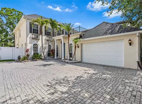 3117 W Knights Ave, Tampa, FL 33611