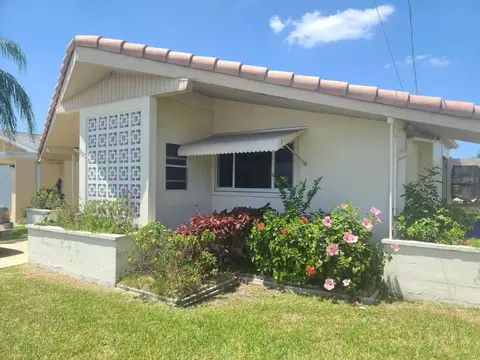 5105 Bonito Dr, New Port Richey, FL 34652