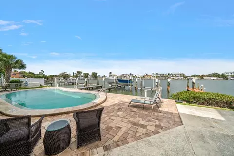 2511 Bay Blvd #B, Indian Rocks Beach, FL 33785