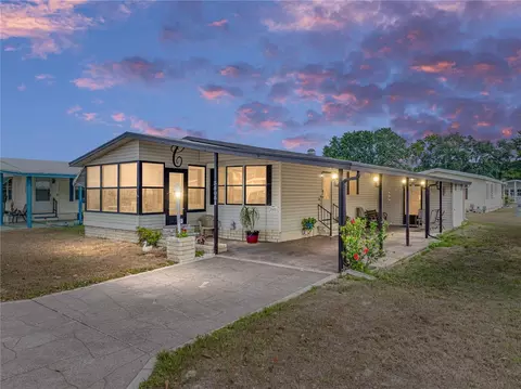 35051 Colony Hills Dr, Zephyrhills, FL 33541